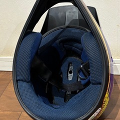 YAMAHAのオフロード用ヘルメット（Mサイズ）の画像