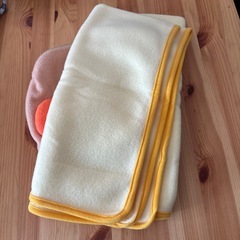 アンパンマンの顔ケース付き膝掛けの画像