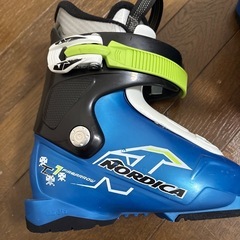 スキーブーツ　17センチの画像