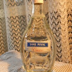 ウゾ サン　ライバル　SANS RIVAL OUZO １000ml 46% ギリシャ リキュール 未開栓 古酒 箱付きの画像