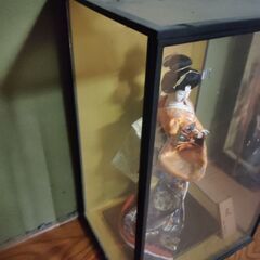 日本人形 ガラスケース入り  の画像