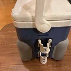シマノ　クーラーボックス　18l 釣りの画像