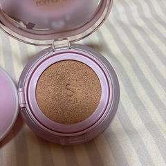 ロムアンド  ファンデーションの画像