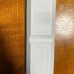 エアコンリモコンの画像