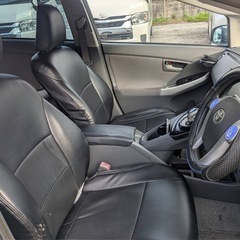 プリウス Lの画像