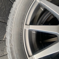 スタッドレスタイヤの画像