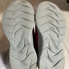 スケッチャーズ　19センチの画像