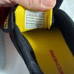 スケッチャーズ　19センチの画像