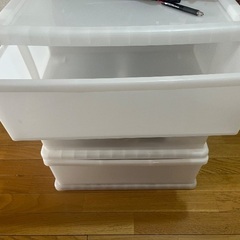 【無料】3段白色収納チェスト　奥40、長53、高62の画像
