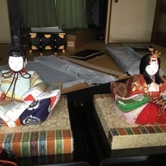 ガラスケース入り雛人形の画像