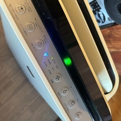 空気清浄機SHARP/KC-E50-W の画像