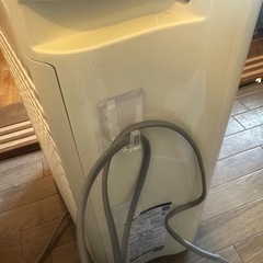 空気清浄機SHARP/KC-E50-W の画像