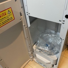 フレシャス ウォーターサーバーの画像