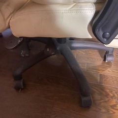 ゲーミングチェアの画像