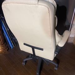 ゲーミングチェアの画像