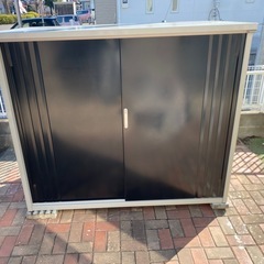 タクボ物置　中型の画像