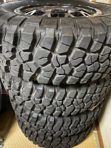 【ほぼ新品】LT255/75R17 グッドリッチマッドテレーン　タイヤ ホイール4本セット