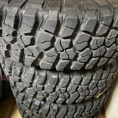 【ほぼ新品】LT255/75R17 グッドリッチマッドテレーン　タイヤ ホイール4本セットの画像