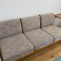 3人かけソファーの画像