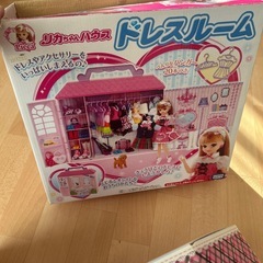 リカちゃんドレスルーム ドールハウスの画像