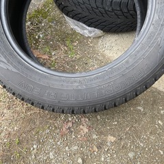 NOKIAN TYRES HAKKAPELIITTA R3 SUV スタッドレスタイヤ　225/60R18の画像