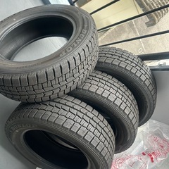 16インチスタッドレスタイヤの画像