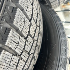 16インチスタッドレスタイヤの画像