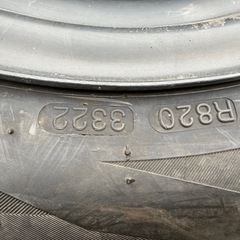 スタッドレスタイヤ4本セットの画像