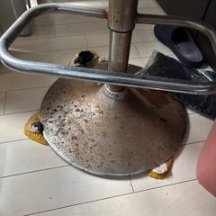 カウンターチェアーの画像