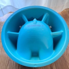 バンボ ベビーチェア 青 使用感あり の画像