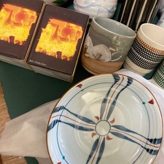 陶器食器まとめ売り
の画像