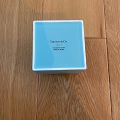 ティファニー　陶器　ボックスの画像