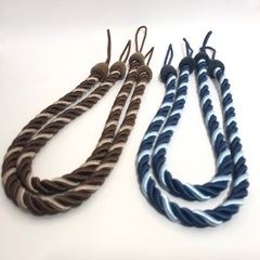 【100円均一】ドレープカーテン用ロープタッセル2組セットの画像