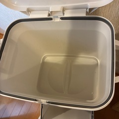 2段ゴミ箱の画像