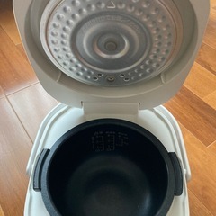 炊飯器　SHARP 2023年製　　3合炊きの画像