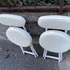 折り畳みチェア2脚の画像