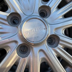 スノータイヤ、ホイールセット　4本の画像