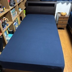 引取先決まりました。ニトリ　ベッドフレームマットレスセット の画像