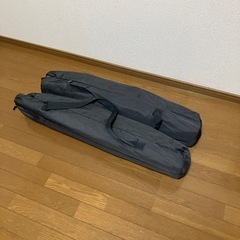 キャンプテーブル 2つの画像