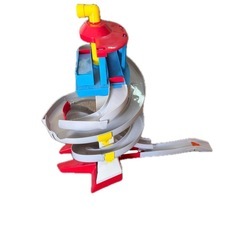 パウ・パトロール　パウっと出動　ＤＸパウステーション　マーシャル、スカイ
2台付きの画像