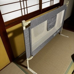 寝返りが心配なお子様に！ベッドガード！の画像