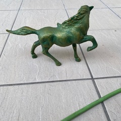 馬　置物　鉄製
の画像