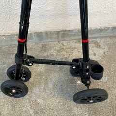 「取りに来る方に上げます」ローラースティッカー　歩行補助　ローラー付き杖　新宿区の画像