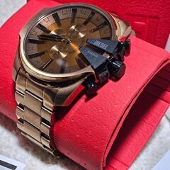 DIESEL DZ4697 ブラック ゴールド 腕時計の画像