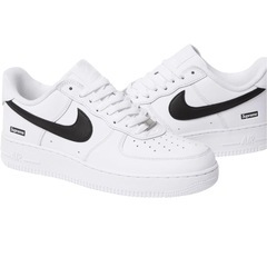 新品 シュプリーム ナイキ エア フォース 1 ロー29CMの画像