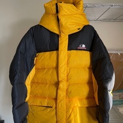 ダウンジャケット Mサイズ Americana 新品に近いの画像