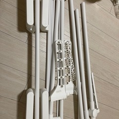 衣類ラックの画像