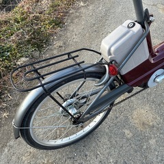 ヤマハバス電動自転車1993年生1番初期型のものバッテリーはまだ使えます。充電器はあります。の画像