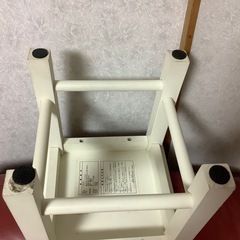 花台　フラワースタンド　踏み台　子供椅子　チェア　イス　キッズチェア　スツールの画像