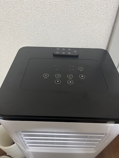 【定価41,000円】冷暖房機能付き　どこでも置くだけエアコン2.6kＷ